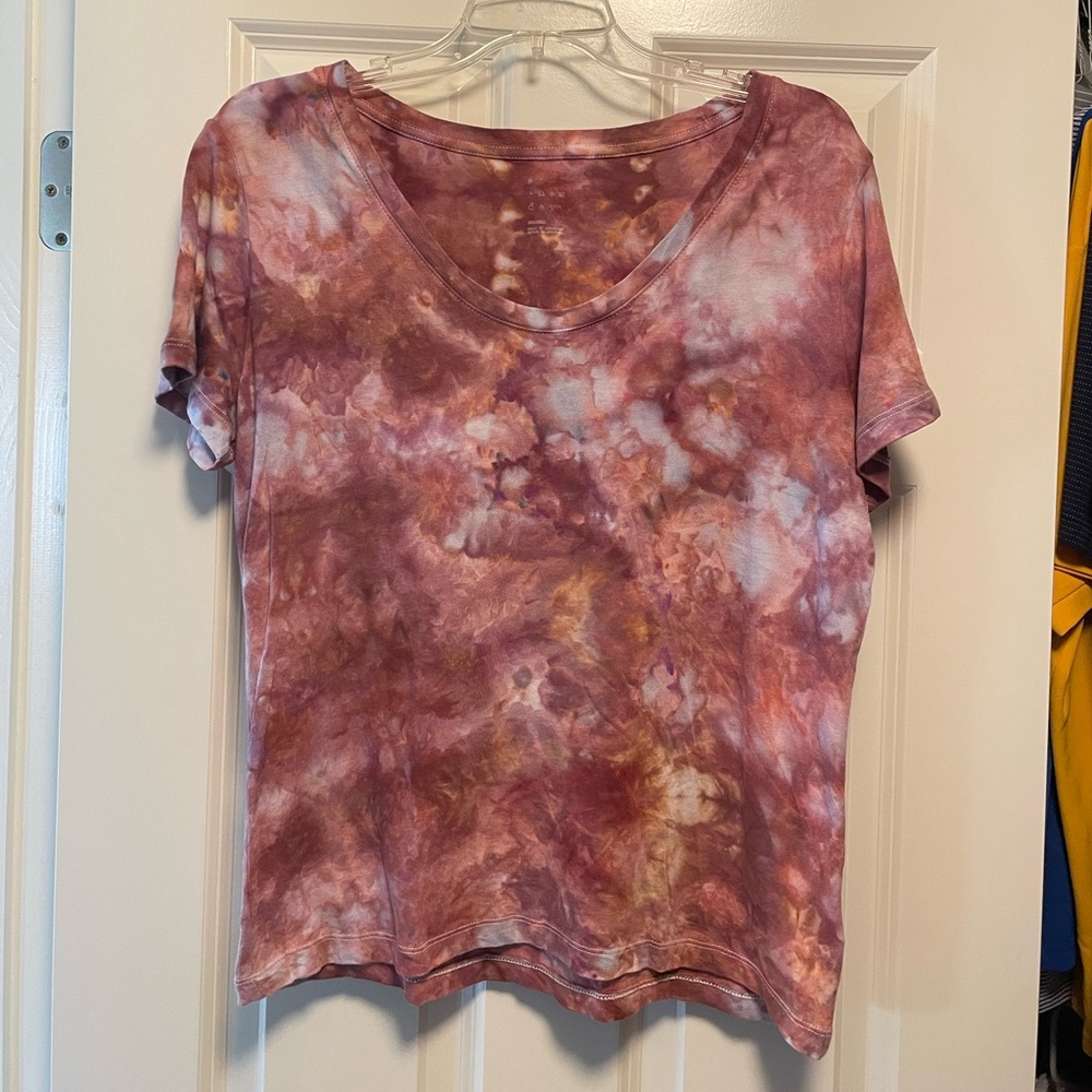 a new day Tie-Dye Short Sleeve Top - Pink and Brown (vintage rose)